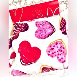 Plush Glam Blanket Throw